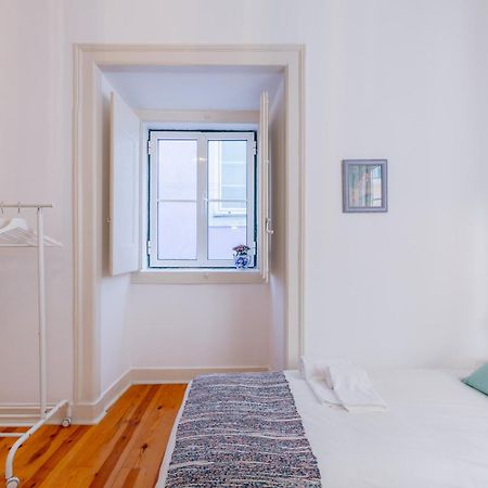 Spacious, Bright And Sunny Apartment, By Timecooler Lissabon Buitenkant foto