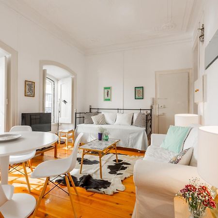 Spacious, Bright And Sunny Apartment, By Timecooler Lissabon Buitenkant foto