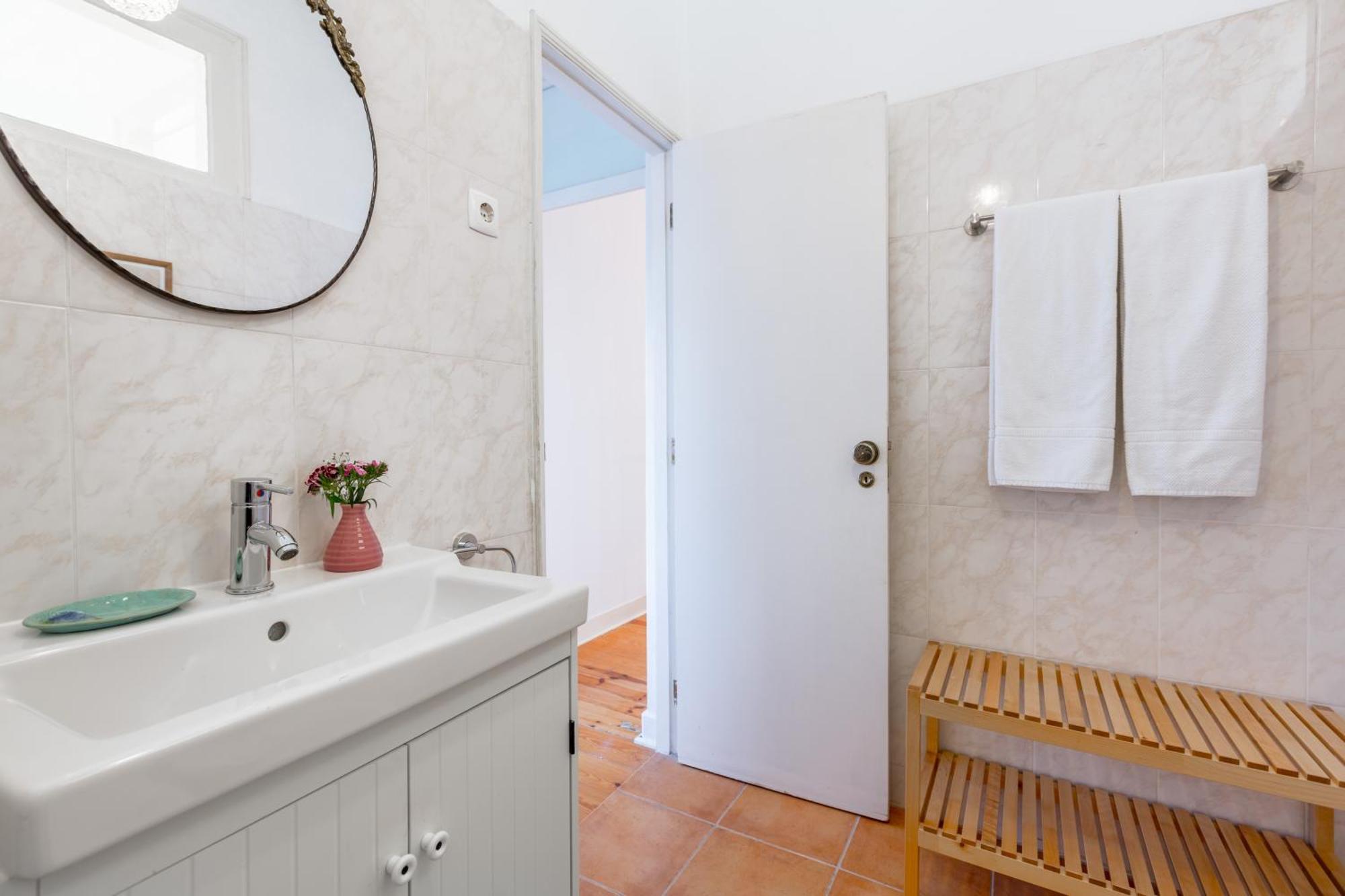 Spacious, Bright And Sunny Apartment, By Timecooler Lissabon Buitenkant foto