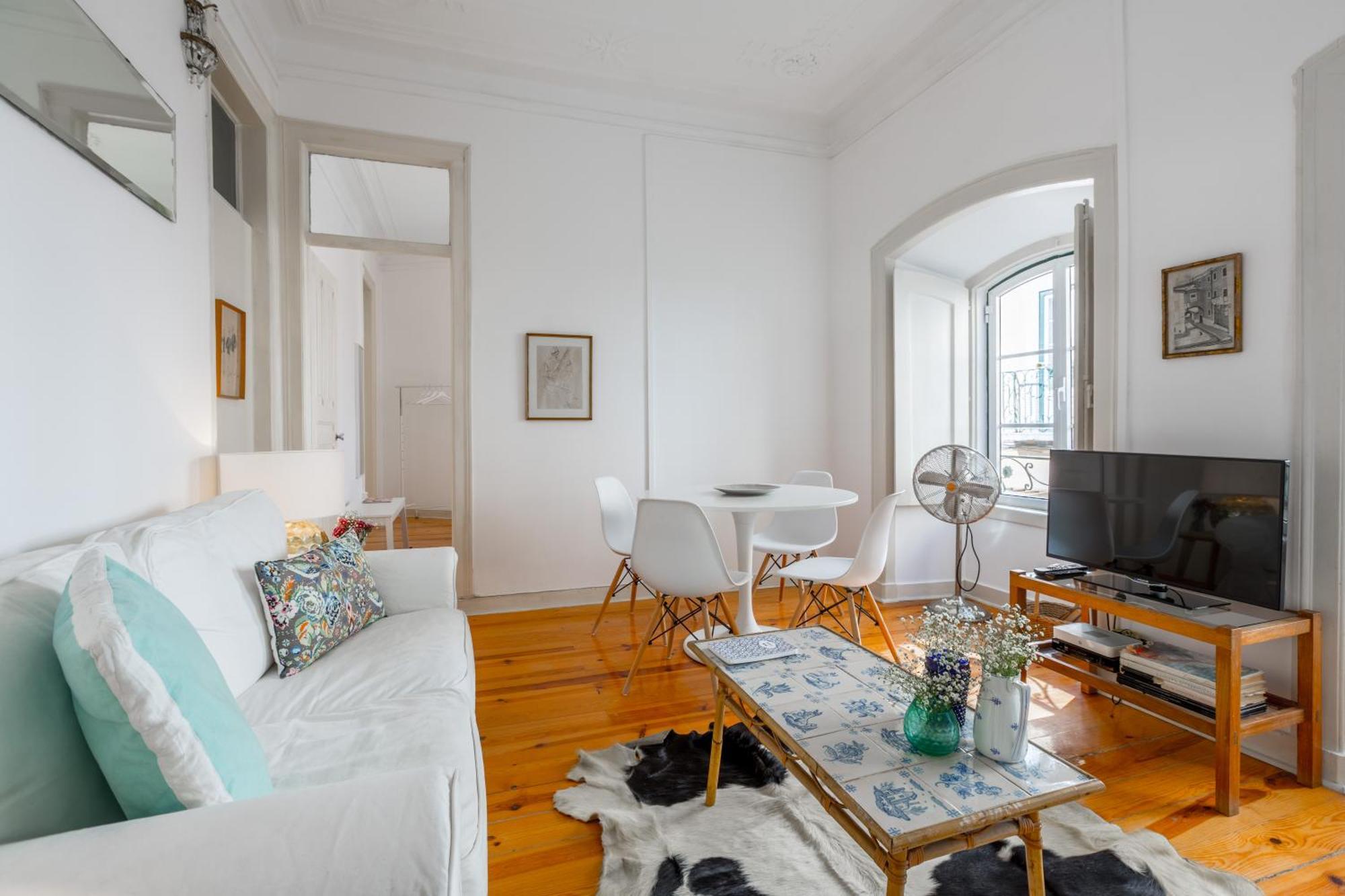 Spacious, Bright And Sunny Apartment, By Timecooler Lissabon Buitenkant foto