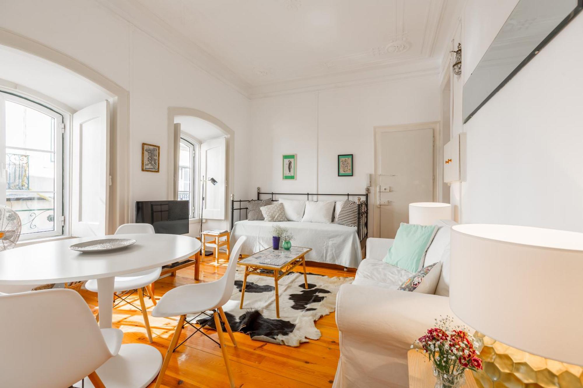 Spacious, Bright And Sunny Apartment, By Timecooler Lissabon Buitenkant foto